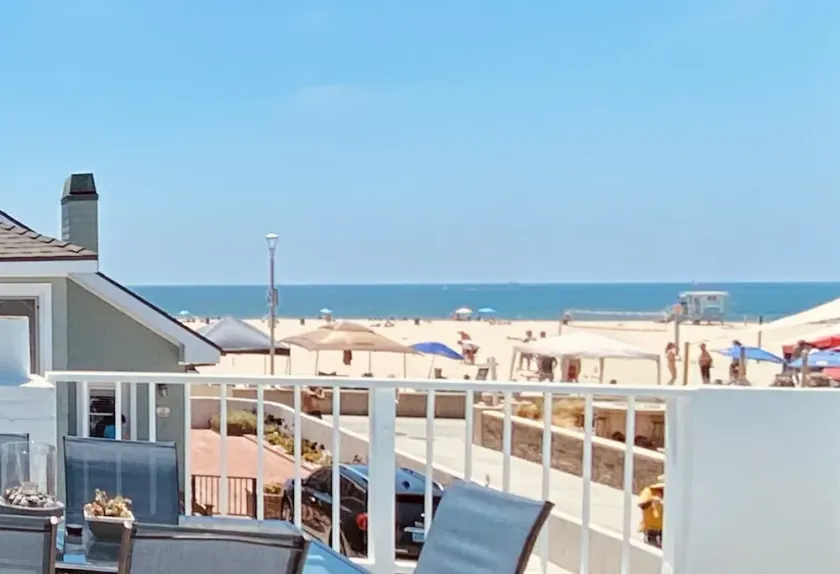 Best Beach Home- Steps To The Sand - Awesome !!! - Image 1
