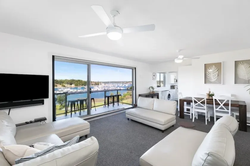 Waterfront. Stunning views. Close to everything. Awesome work from home location - Image 1