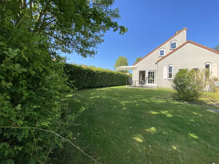 Family bungalow with sauna on the Grevelingenmeer, quiet location, dogs allowed, WLAN - Image 1