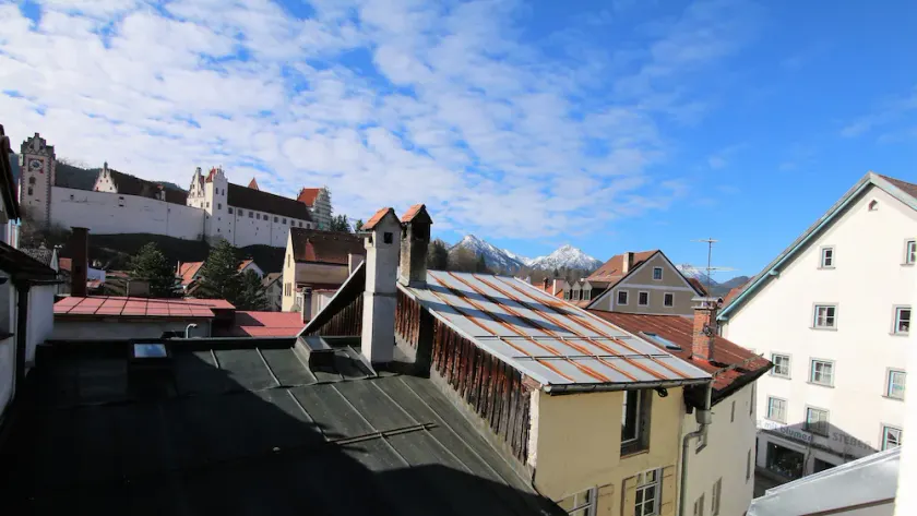 Modern high quality furnished FW in a central location in the old town of Füssen - Image 1