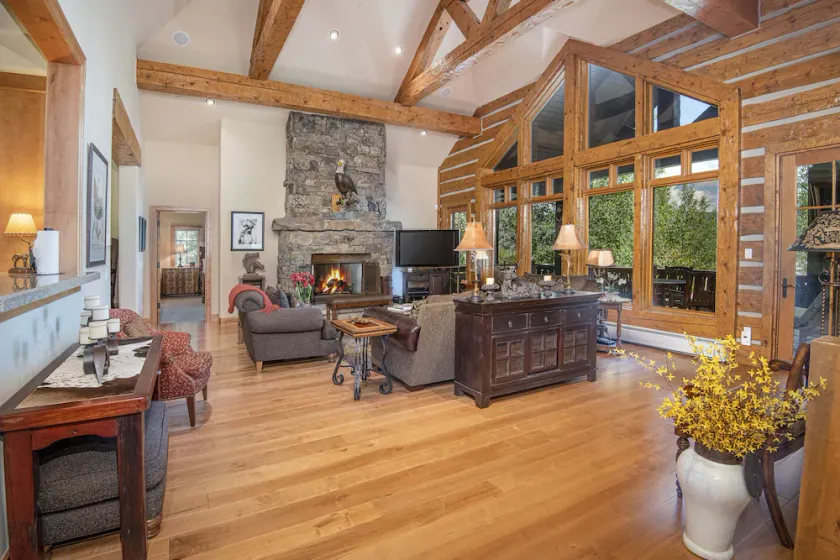 Bachelor Gulch Luxury Home! Ski-In and Out w/ private hot tub!! - Image 1