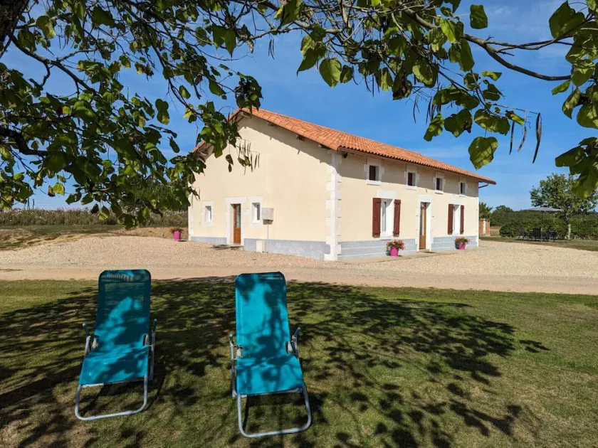 Maison au calme avec grand jardin et tout confort en Charente Limousine - Image 1