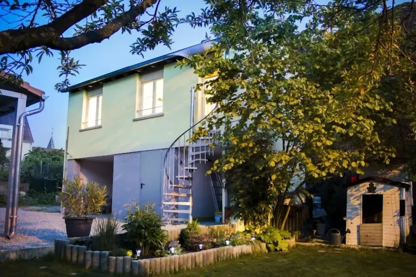 Møbleret gîte klassificeret 2 stjerner på 25m² ideel til 2 personer (max 4 personer) - Image 1