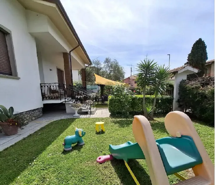 By the sea, 3 bedrooms, garden, and private parking spaces, near Lerici and the Cinque Terre - Image 1