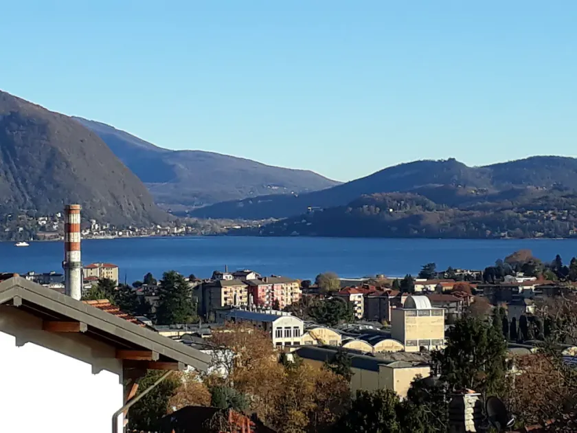 TAVERNETTA LAKE VIEW - Image 1