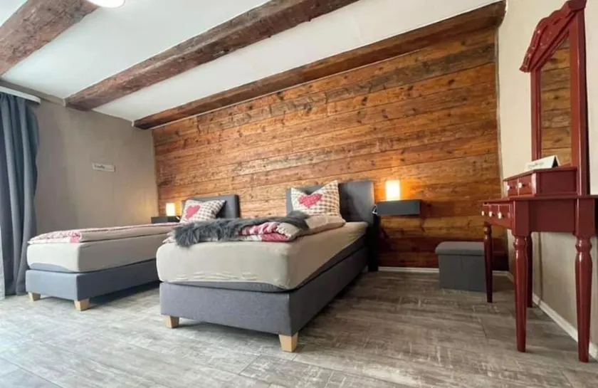 2 bedroom Apartment in wine region - Image 1