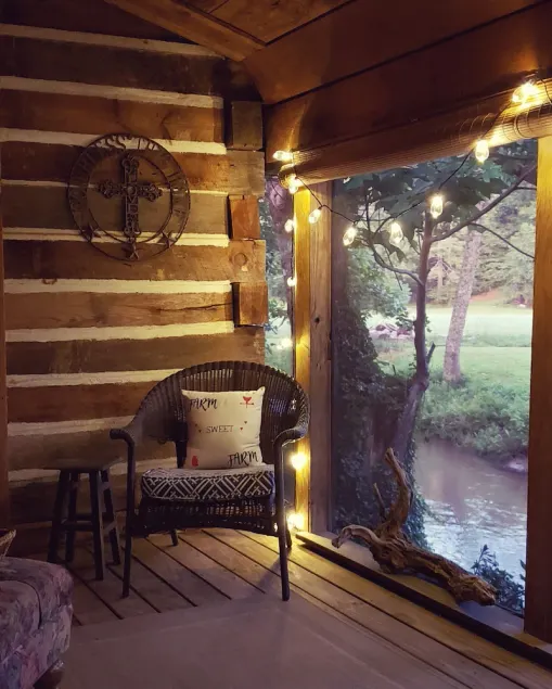 The CABIN on CULVER CHRISTMAS TREE FARM - Image 1