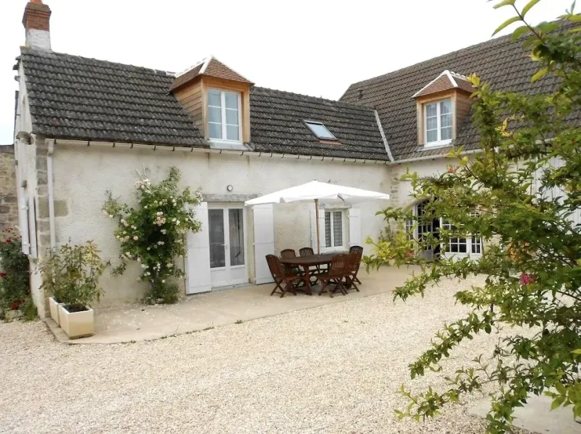 Property With seasonal pool, four-star cottage in the heart of the Loire Valley .. - Image 1