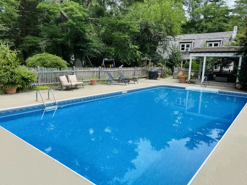 Riverfront privé avec piscine / bain à remous / cabines. Sanctuaire pour les réunions de famille / amis - Image 1