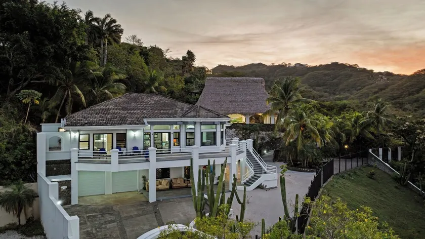 Villa Pura Vida - All Inclusive - Image 1