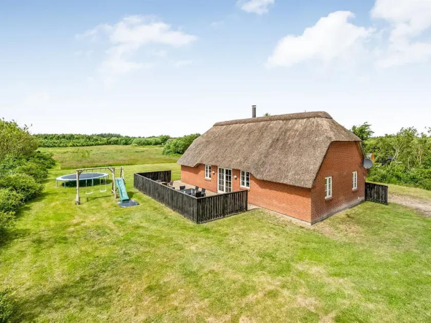 \"Birette\" - 1.2km from the sea by Interhome - Image 1