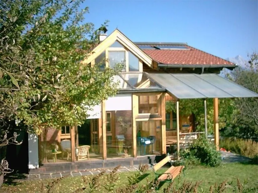 Detached wooden house with fantastic view, tranquil location - Image 1