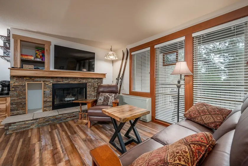 Beautiful updated one bedroom condo at Seventh Mountain Resort. - Image 1