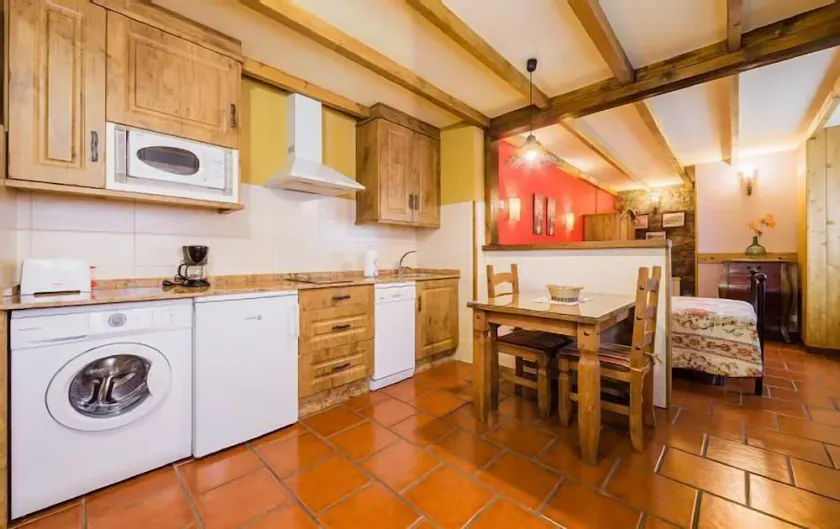 Rural apartment L'Abiseu for 2 people - Image 1