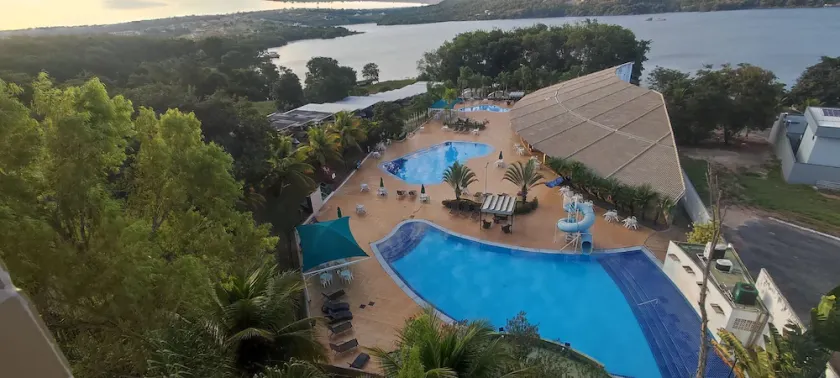 Apartment in Enseada Caldas Novas, access to the Lake and fishing permitted - HotFérias - Image 1