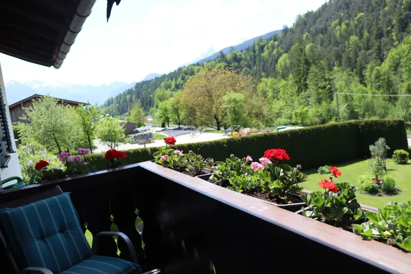 Vacation rental for 2 people, approx. 65 square meters, 1 bedroom, living room, kitchen with dining area, balcony - Image 1