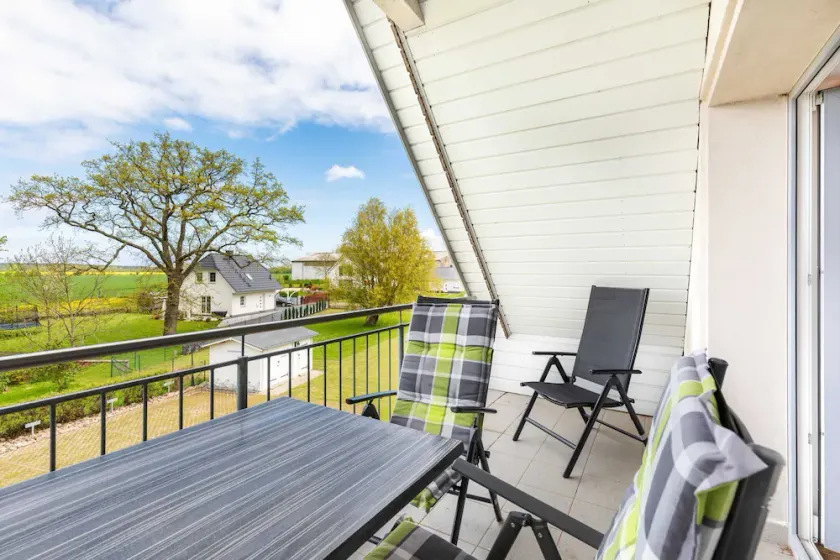 (9) Group booking up to 15 persons (upper floor) - Ostseeferienhaus Drachenflieger - Image 1