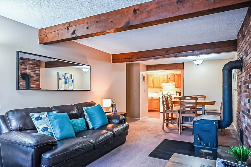 Family Friendly condo close to Attitash, Storyland and North Conway! - Image 1