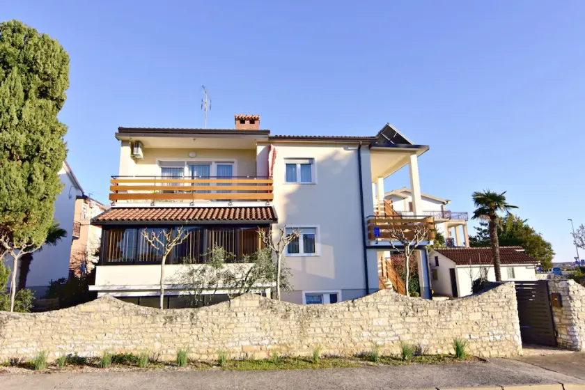 Apartment Complex Ana Umag - Image 1