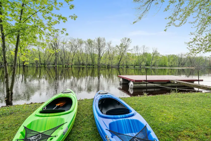 Unplug at RIVER RUN—Secluded, Waterfront, Kayaking - Image 1