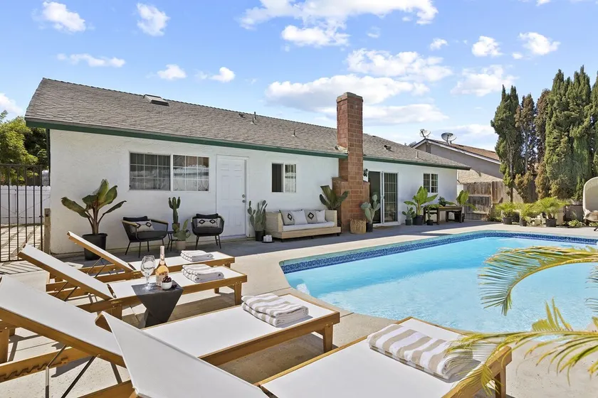 Zuni Tranquillo - Pool Oasis in Sunny Ventura - Image 1