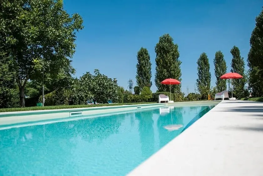 Charming and relaxing apartment with pool - Image 1