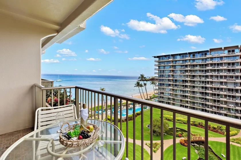 Ocean View steps from beach, dining, shopping 864 - Image 1