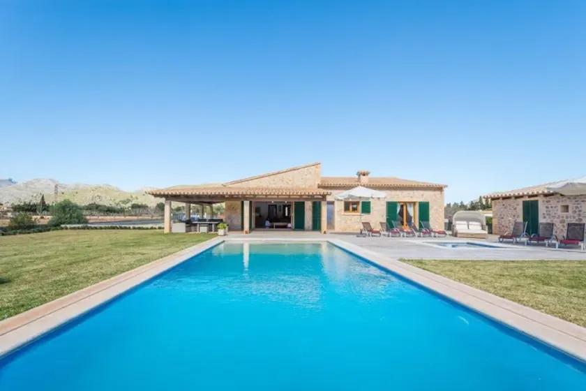 Villa Seguinot Gran - Well-maintained & nestled in a beautiful, private setting - Image 1