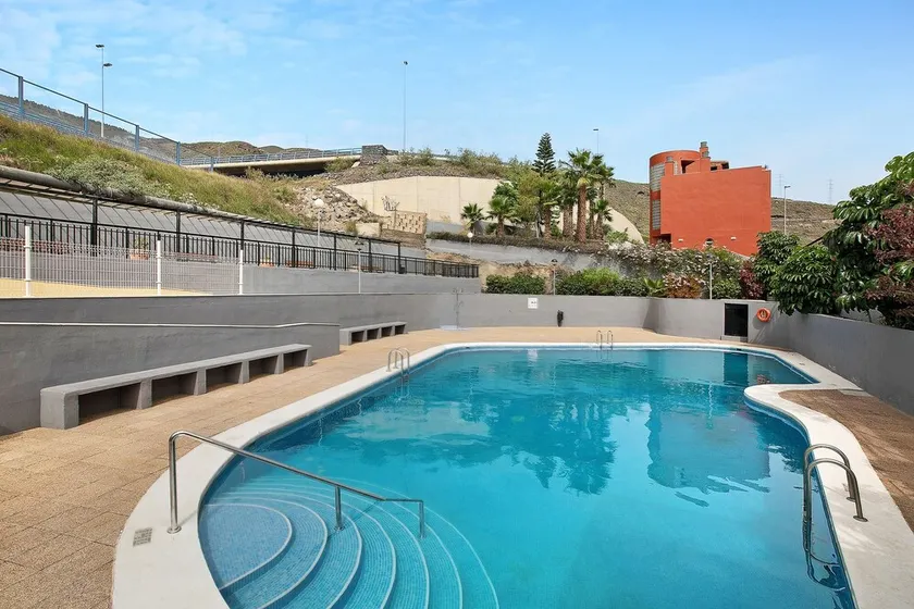 Appartamento vacanze 'Caletillas Alan' con piscine condivise, terrazza e Wi-Fi - Image 1