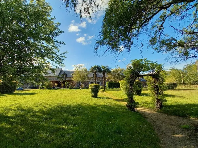 La Lórien de Brocéliande, a large house on the edge of the forest (15 people) - Image 1