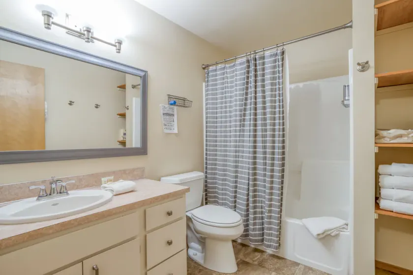 Indio Cabin - Meredith Lodging - Image 1
