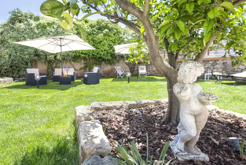 Historic Residence  Casal Paterno for 20 people with private pool, AC and WiFi - Image 1