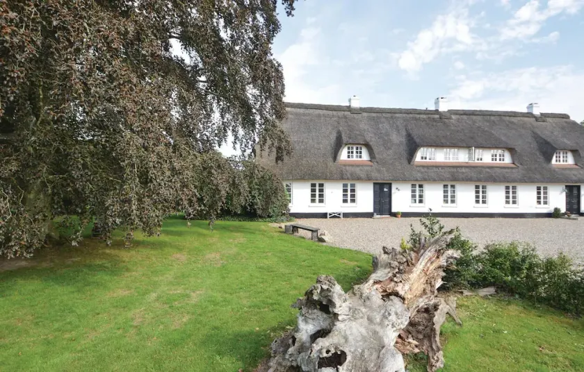 Stunning home in Haderslev with kitchen - Image 1