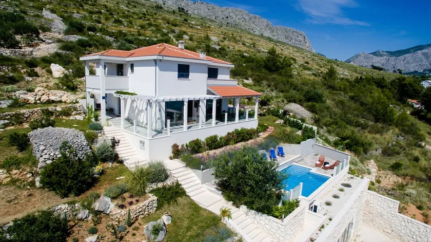 Villa moderna directamente en el mar (170m) + piscina, vista panorámica al mar, playa de arena, bienestar - Image 1