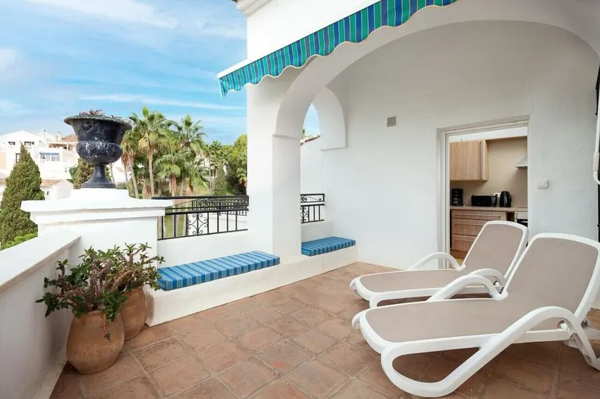 Casablanca 31 - El Oasis de Capistrano! - Image 1
