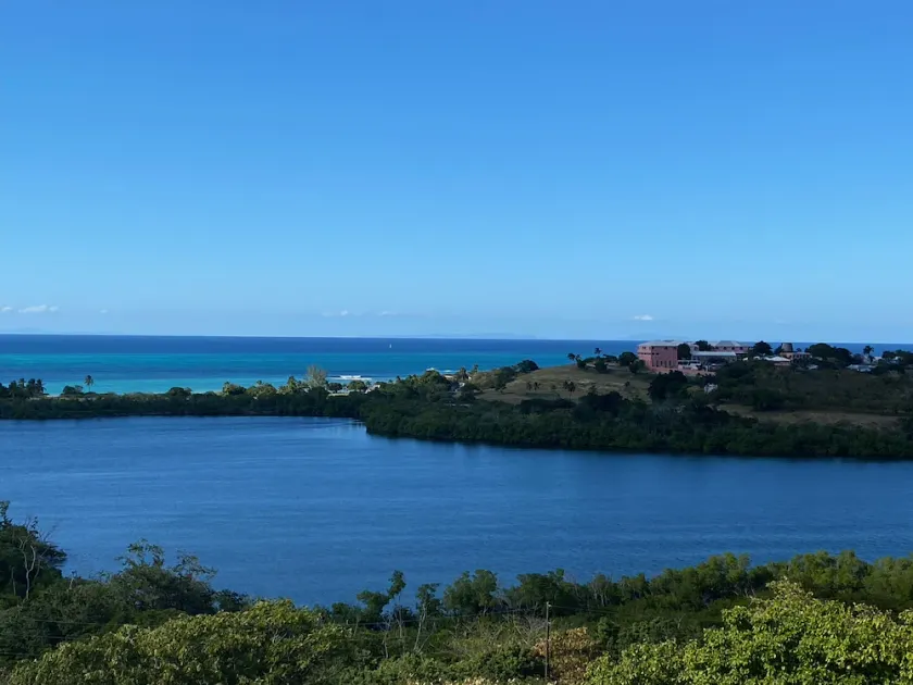 Beautiful 7.7 acre estate with a huge home and stunning views of the Caribbean - Image 1