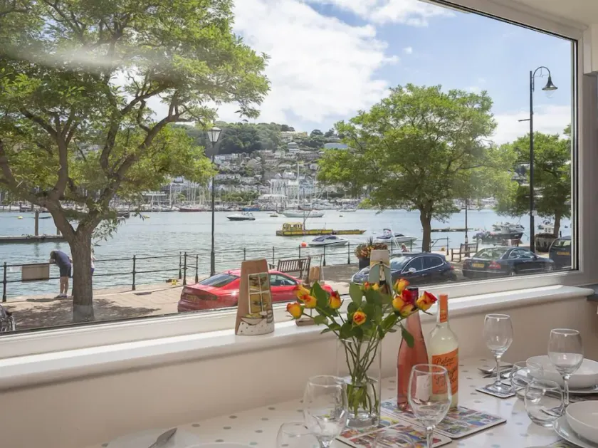 LEESIDE, family friendly in Dartmouth - Image 1