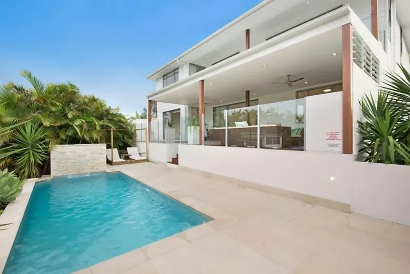 ELITE HOLIDAY HOMES - DELUXE SUR L'EAU - Image 1