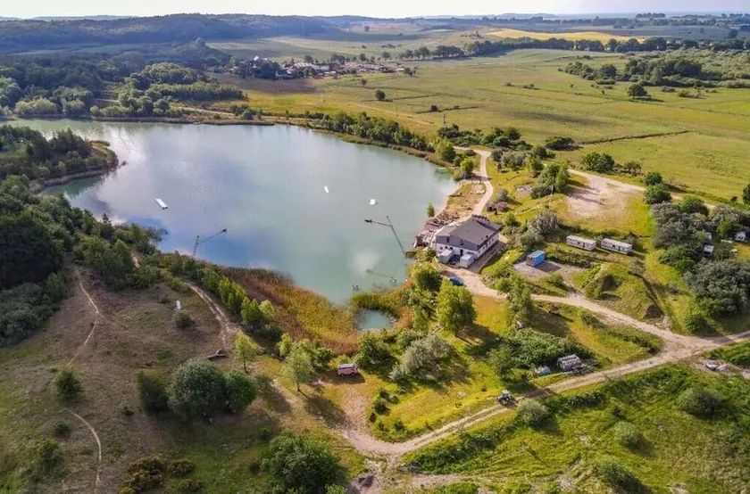 Island of Rügen by the lake, only 10 minutes from the Baltic seaside resort of Binz - Image 1