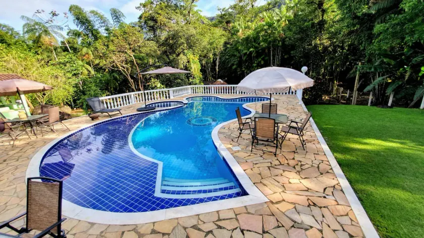 SITE IN UBATUBA WITH SWIMMING POOL AND FISHING POND - Image 1
