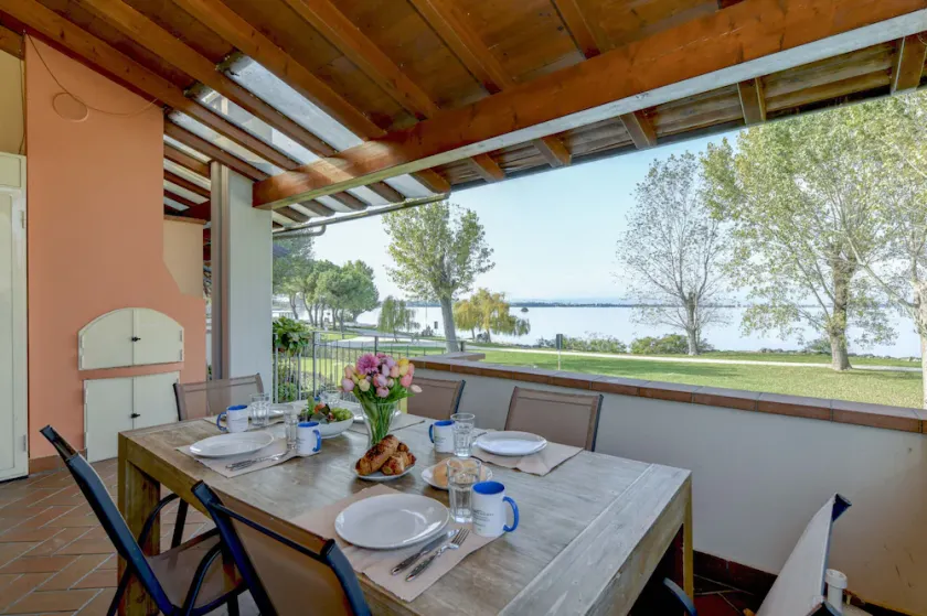 My Sirmione Beach Apartment Superior - Image 1