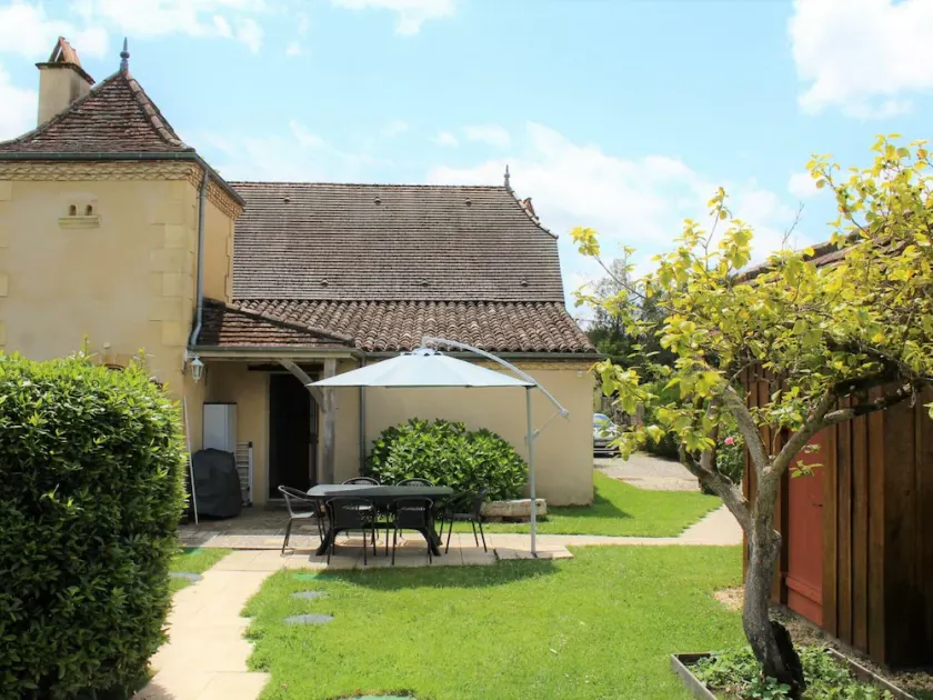 Charming house in Lamonzie-Saint-Martin - Image 1