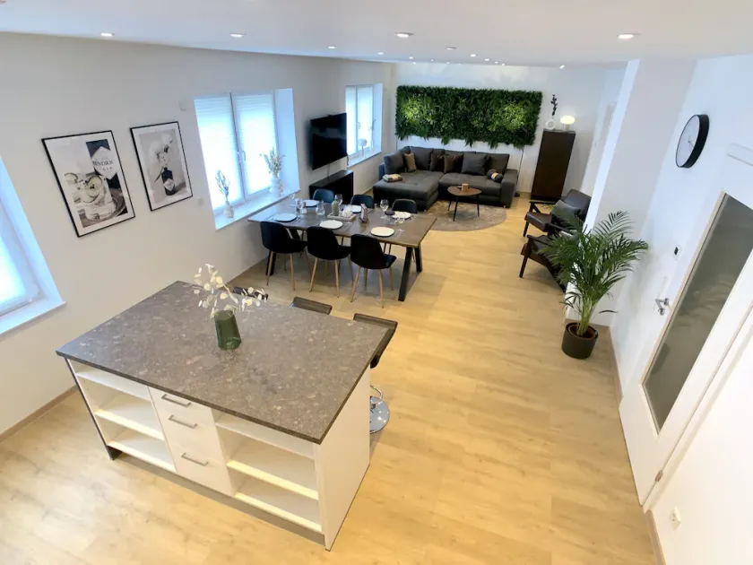 Luxuriöse Ferienwohnung in Chemnitz - Apartment B28 für 2 plus 2 Gäste - Image 1