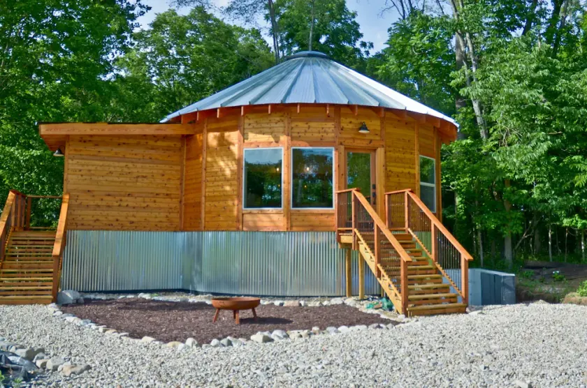 Yurt inspired Cabin at The Queen & I Homestead - Image 1