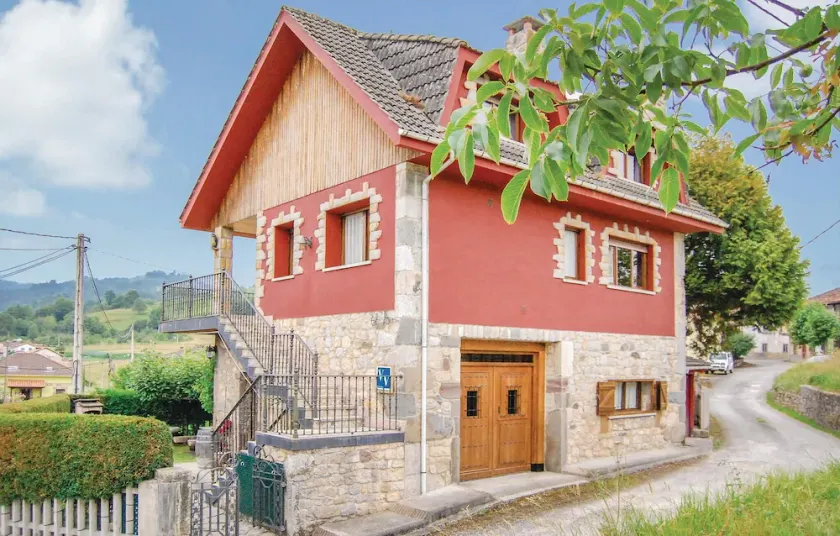 Gorgeous Home In Piloña With Kitchen - Image 1