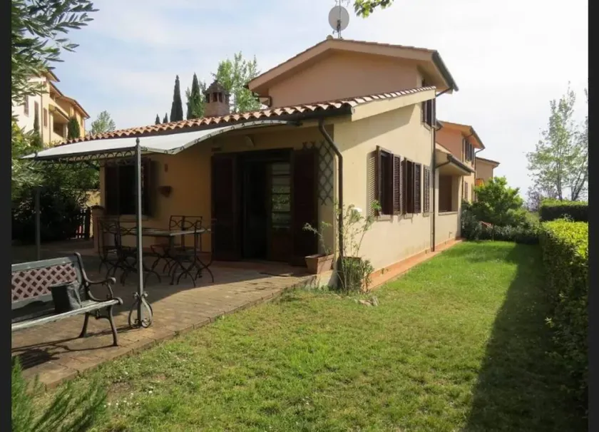 Fewo in Pomaia,familienfreundlich,grosser Garten, Terrasse,Free Wi-Fi,bis 5 Pers - Image 1