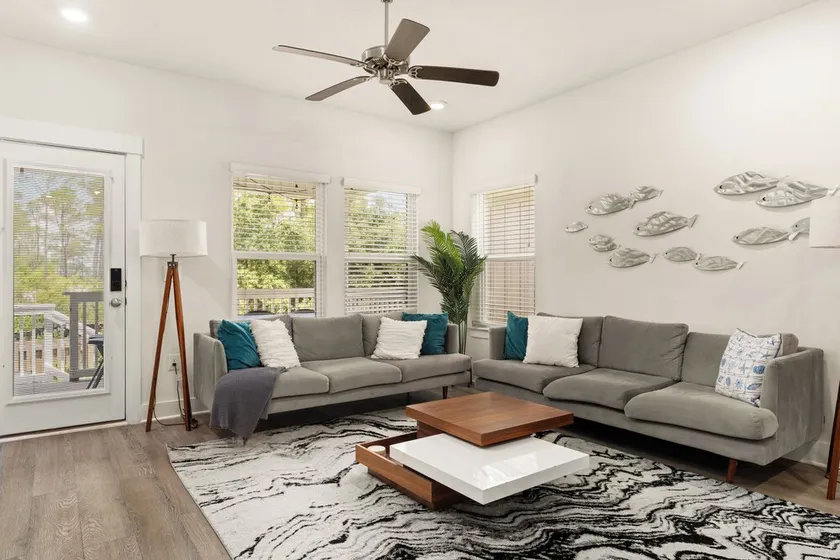 Mins to the Beach/King Beds/Arcade-Snowbird Deals! - Image 1