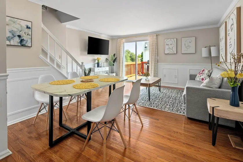 3BR TH 40 Mins from DC, Pets OK, Fenced Yard - Image 1
