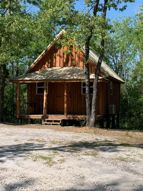 Cabin on Queens Creek  - Image 1