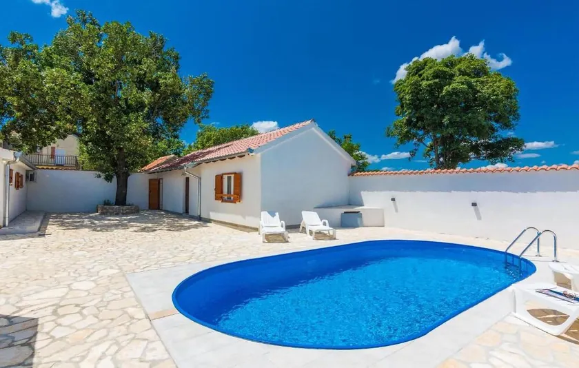 Stunning home in Bila Vlaka - Image 1